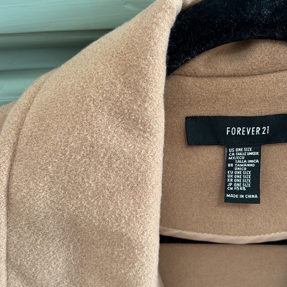 Coat - Picture 3 of 4
